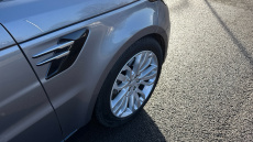 Land Rover Range Rover Sport 2.0 P400e HSE 5dr Auto Estate